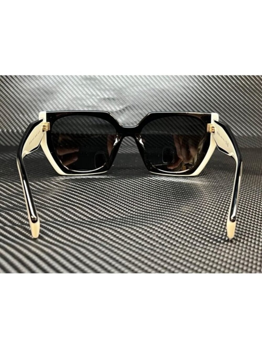 New PRADA Women Black Talc Sunglasses 54- 19- 140 - Picture 4 of 5